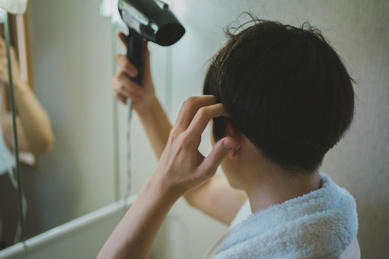 正しいヘアケアを行う